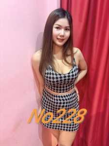 JPEG image 4DF6 8755 65 0