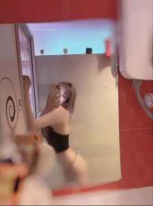 JPEG image 4602 952A FA 3