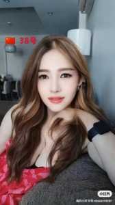 JPEG image 4E8B B6C1 C4 0