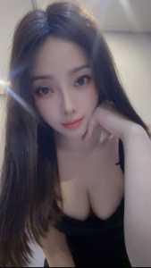 JPEG image 40AE B90F F0 0