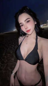 JPEG image 427F 8763 E5 0