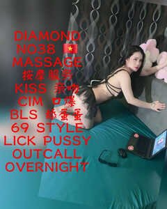 JPEG image 441D BC99 DD 0